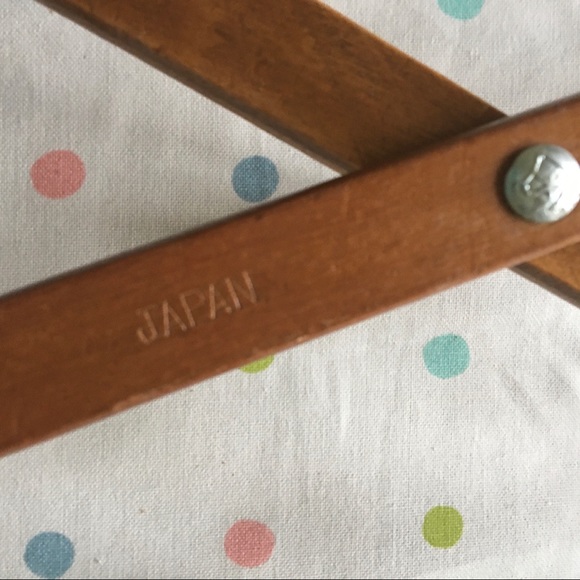 VTG Wood Accordion Peg Hanger - Picture 3 of 5